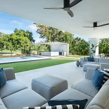 Luxurious With Private Pool In Villa